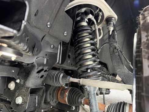 Used 2023 Ford Bronco Wildtrak AWD/4WD image 35