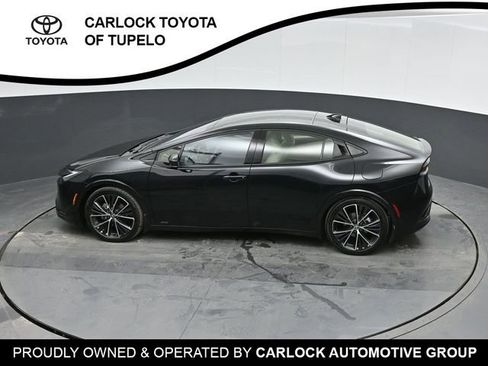 Used 2025 Toyota Prius Limited image 39