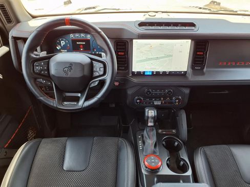 Used 2025 Ford Bronco Raptor AWD/4WD image 13