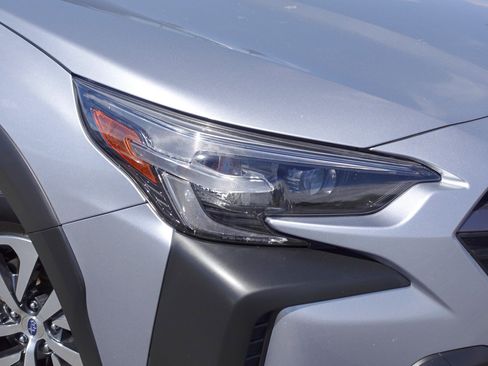 Certified 2024 Subaru Outback Premium AWD/4WD image 2