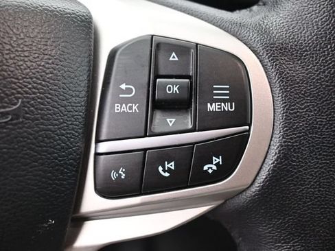 Used 2022 Ford Explorer XLT RWD image 16