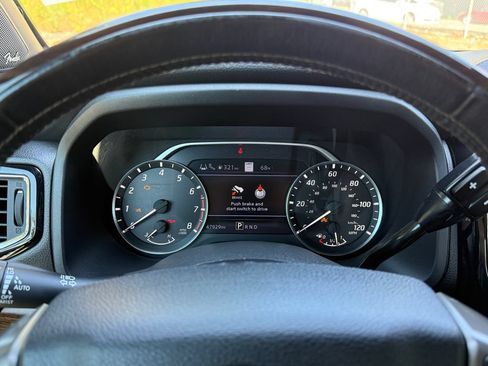 Used 2021 Nissan Titan Platinum Reserve w/ Moonroof Package RWD image 23