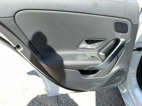 Used 2021 Mercedes-Benz A 220 image 8