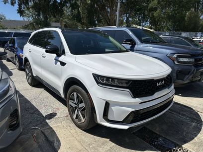 Certified 2023 Kia Sorento S w/ Panoramic Sunroof Package