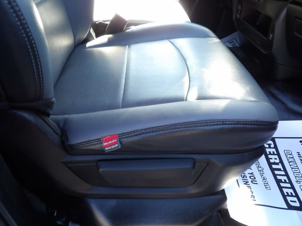 Used 2020 RAM 5500 Tradesman RWD image 41