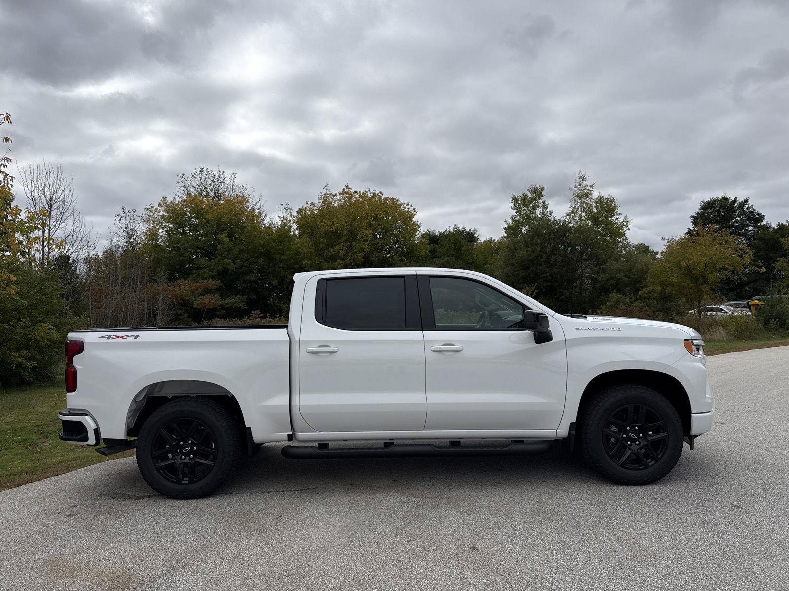 New 2026 Chevrolet Silverado 1500 RST w/ RST Select Package AWD/4WD image 4