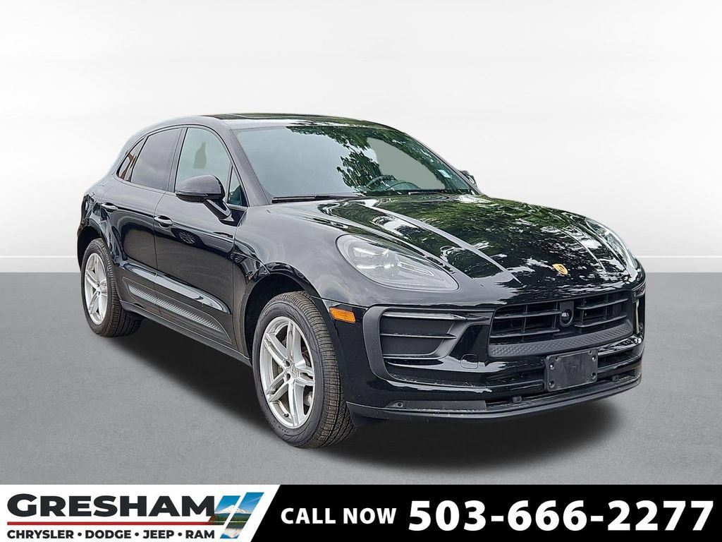 Used 2024 Porsche Macan AWD/4WD image 1