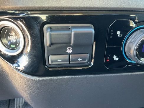 Used 2022 Chevrolet Silverado 1500 RST w/ LPO, Liner Protection Package image 18