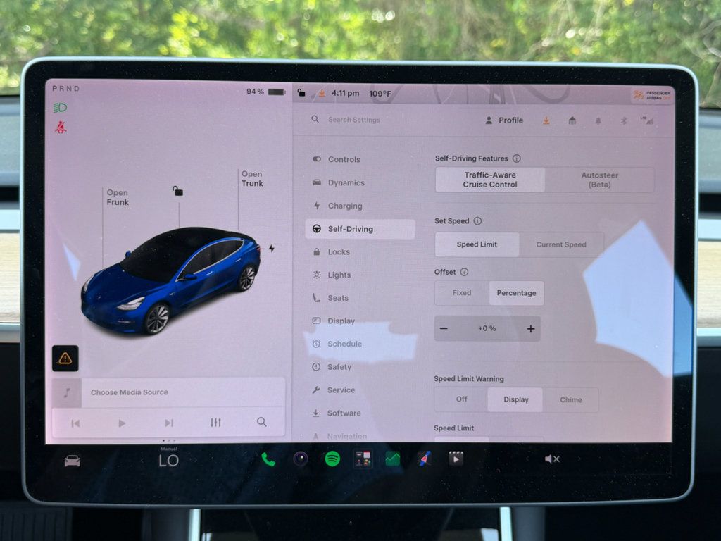 Used 2020 Tesla Model 3 Standard Range RWD image 18
