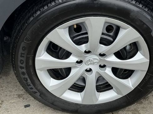 Used 2025 Toyota Corolla LE FWD image 8