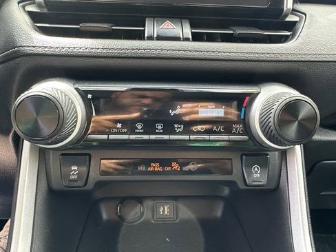 Used 2023 Toyota RAV4 LE image 35