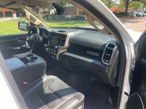 Used 2020 RAM 1500 Laramie AWD/4WD image 14