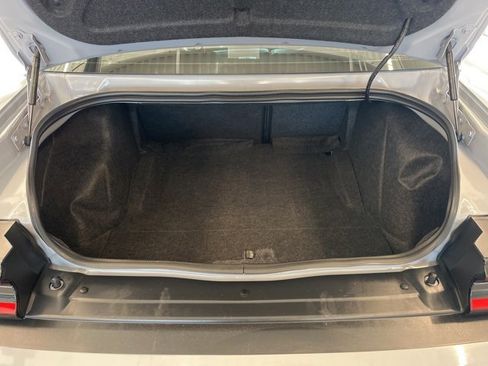 Certified 2022 Dodge Challenger R/T w/ Plus Package image 9