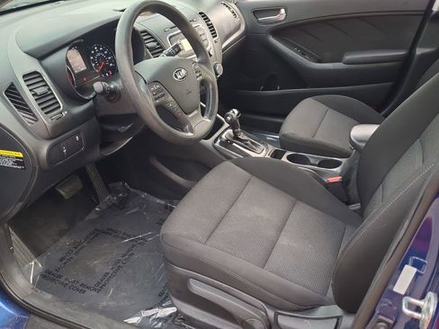 Used 2018 Kia Forte LX image 11