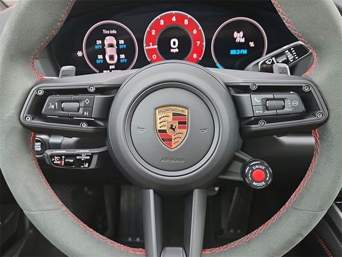 Certified 2025 Porsche 911 Carrera S image 9