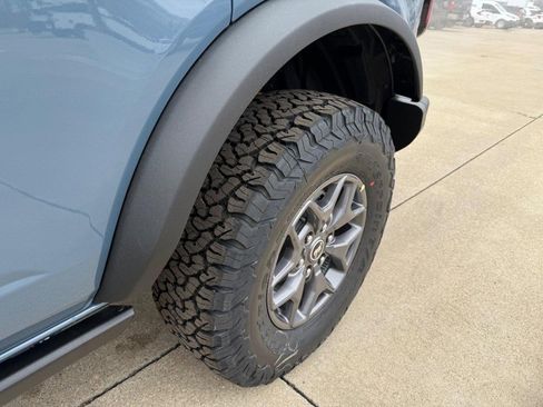 New 2025 Ford Bronco Badlands image 53