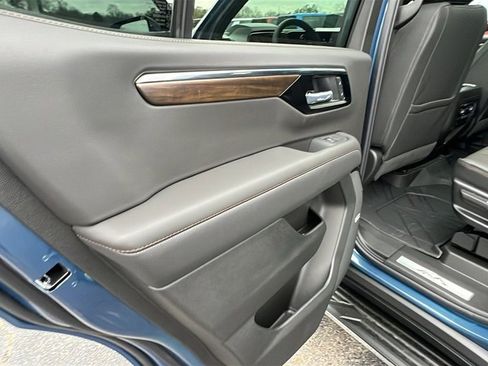 New 2026 Chevrolet Tahoe High Country w/ Sun And Tow Package image 16