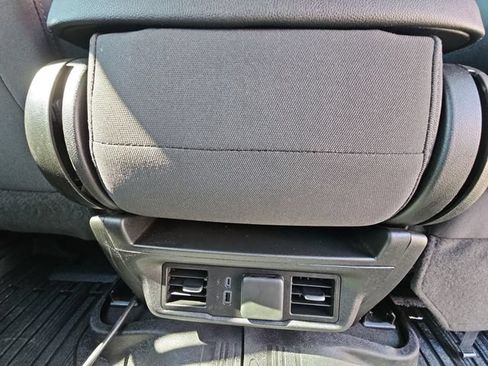 Used 2024 GMC Sierra 2500 SLE w/ SLE Value Package; AWD/4WD image 23