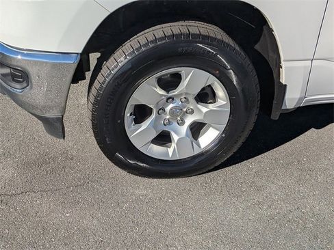 Used 2020 RAM 1500 Big Horn image 10