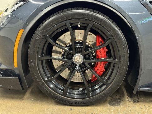 Used 2019 Chevrolet Corvette Grand Sport RWD image 6