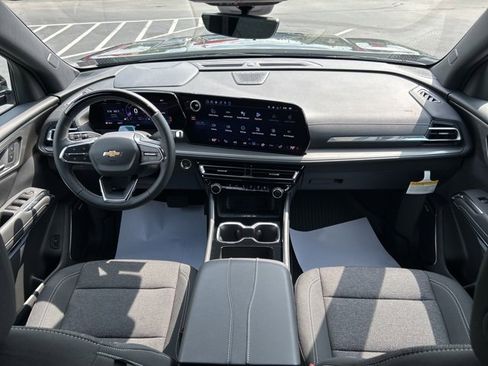 New 2026 Chevrolet Traverse LT w/ Enhanced Driving Package image 13