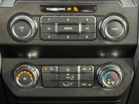 Used 2020 Ford F150 XLT AWD/4WD image 23