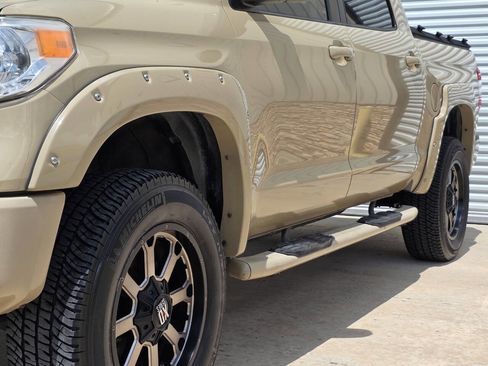 Used 2017 Toyota Tundra Limited w/ Limited Premium Package image 37