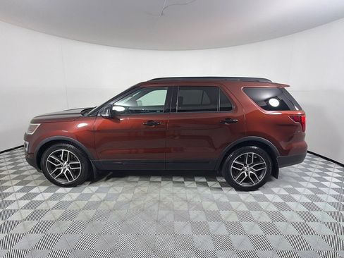 Used 2016 Ford Explorer Sport w/ Equipment Group 401A AWD/4WD image 8