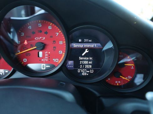 Used 2016 Porsche 911 GT3 RWD image 29