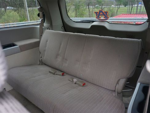 Used 2004 Nissan Quest S w/ (SEA) Seat Pkg image 12