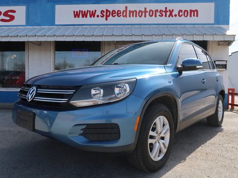 Used 2017 Volkswagen Tiguan S image 5