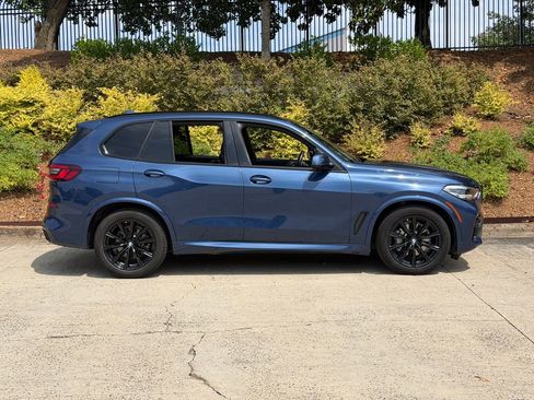 Used 2020 BMW X5 xDrive40i w/ M Sport Package AWD/4WD image 2