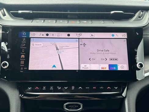 New 2026 Jeep Grand Cherokee Limited w/ Limited Altitude Package image 19