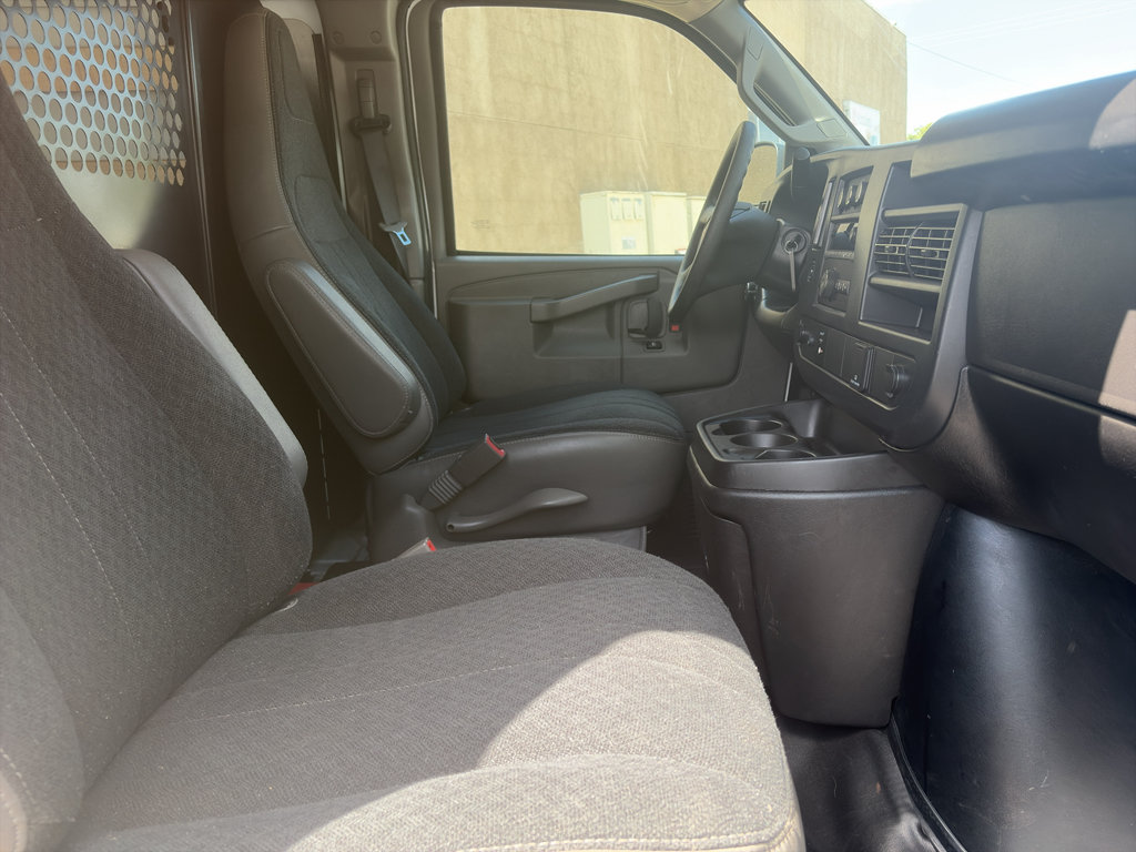 Used 2025 GMC Savana 2500 w/ Driver Convenience Package RWD image 20