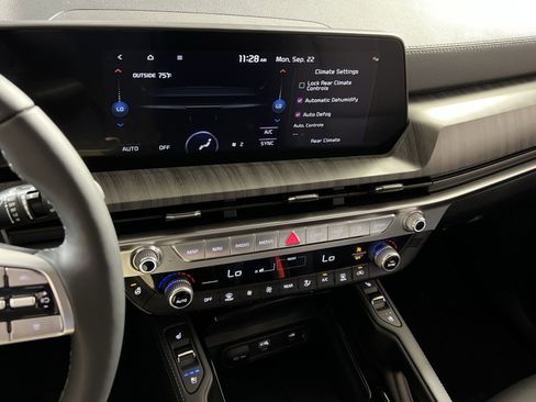 New 2025 Kia Telluride EX w/ EX Captain's Chair Package image 19