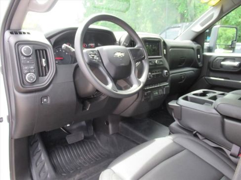 Used 2026 Chevrolet Silverado 2500 W/T w/ WT/CX Safety Package AWD/4WD image 16