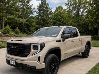 Used 2023 GMC Sierra 1500 Elevation w/ Preferred Package