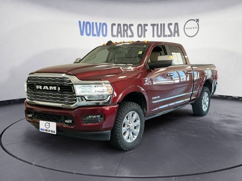 Used 2022 RAM 2500 Limited AWD/4WD image 1