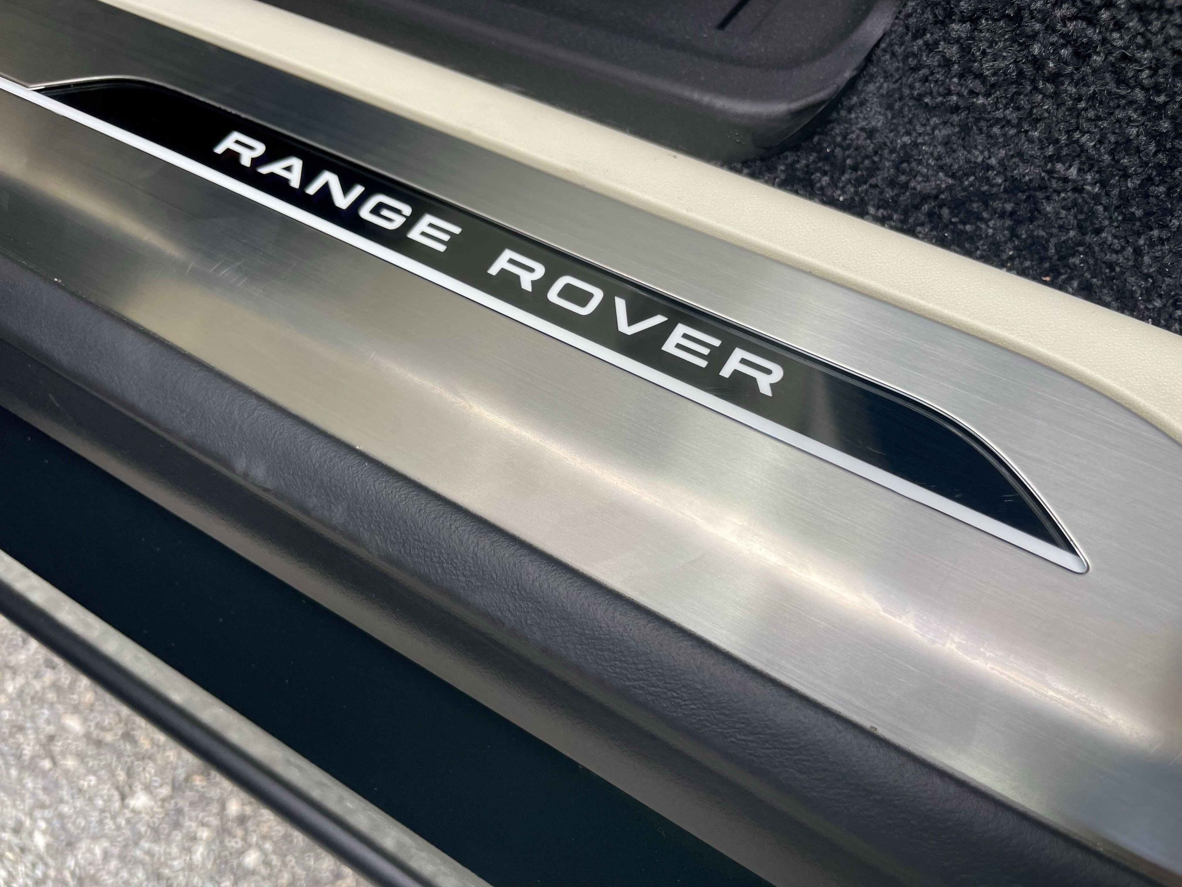 New 2027 Land Rover Range Rover Long Wheelbase SE AWD/4WD image 36