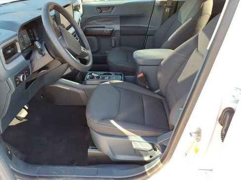 New 2025 Ford Maverick XL image 16