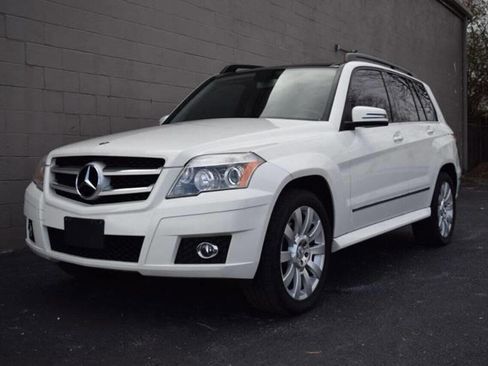 Used 2010 Mercedes-Benz GLK 350 4MATIC image 1