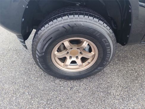 Used 2022 Toyota Tacoma SR5 image 12