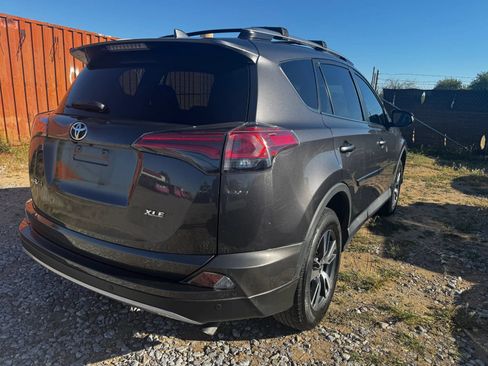 Used 2017 Toyota RAV4 XLE FWD image 3