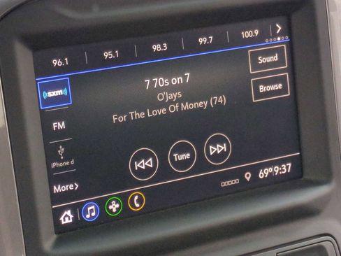 Used 2023 Chevrolet Silverado 2500 Custom w/ Custom Convenience Package image 13