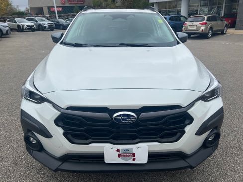 Certified 2024 Subaru Crosstrek 2.5i Limited image 2