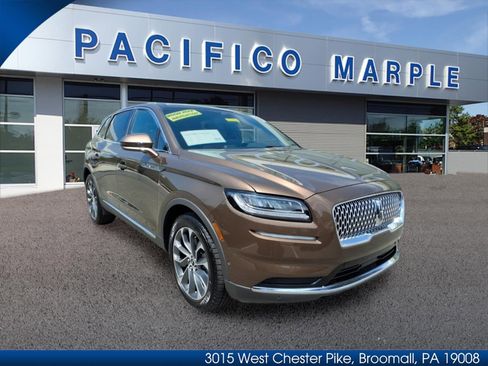Certified 2022 Lincoln Nautilus Reserve w/ Equipment Group 201A AWD/4WD image 1