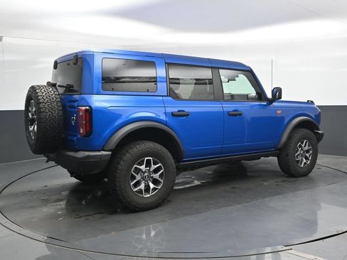 Used 2025 Ford Bronco Badlands AWD/4WD image 2
