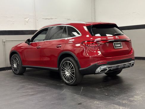 Certified 2026 Mercedes-Benz GLC 300 image 9