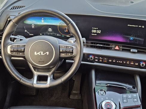 Certified 2025 Kia Sportage SX Prestige AWD/4WD image 26