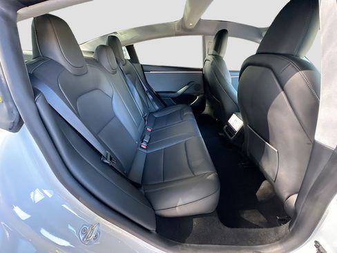 Used 2025 Tesla Model 3 Long Range image 28